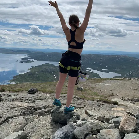 Perfectly Located With Access And Sauna *